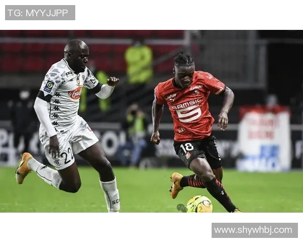 曼联与莱比锡红牛全场精彩对决回顾与战术分析